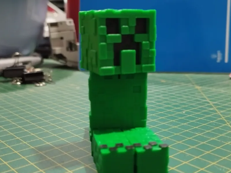 Articulated Creeper