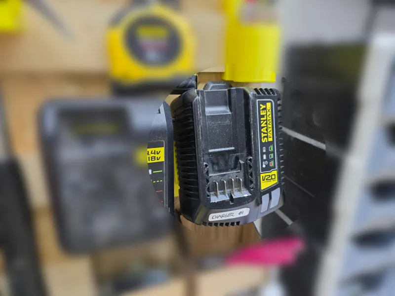 Stanley FatMax v20 Battery Charger Frechcleat
