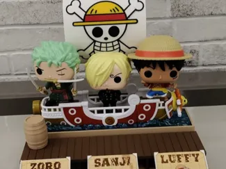 ESPOSITORE ONE PIECE KINDER