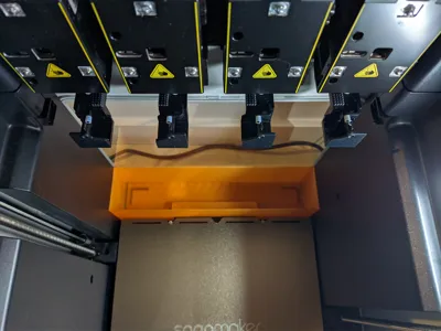 Snapmaker U1 back filament purge/poop bucket