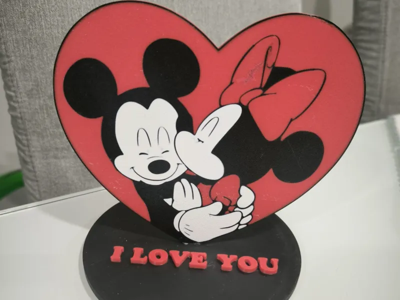 mickey mouse e minnie innamorati san valentino