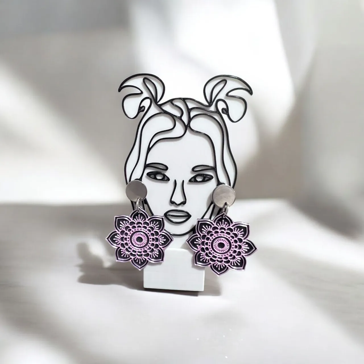 Expositor pendientes mujer view 3