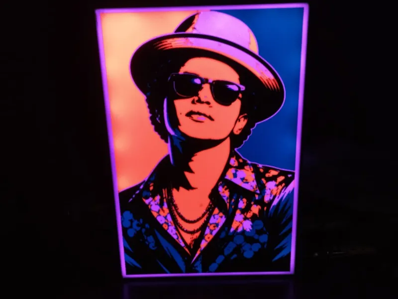 Lightbox Bruno Mars
