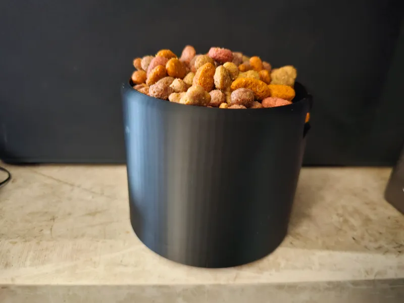 Dog food scooper