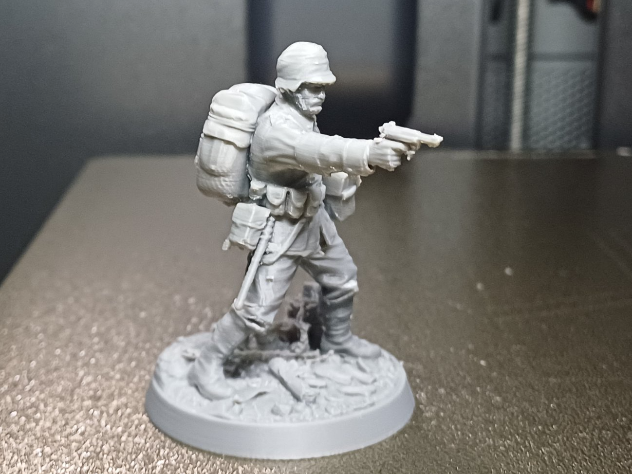 WW1 German Medic with Pistol