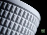 Минималистична саксия quartz