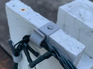 String Light Ridge Hook