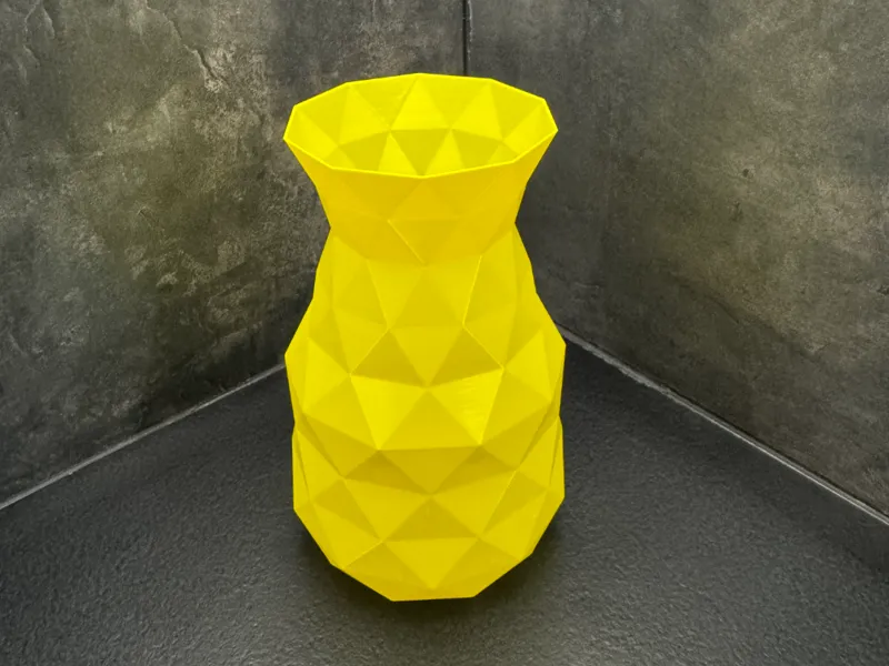 Low poly vase