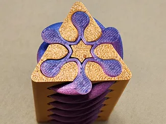 Passthrough Fidget in a Fidget - Triangle version