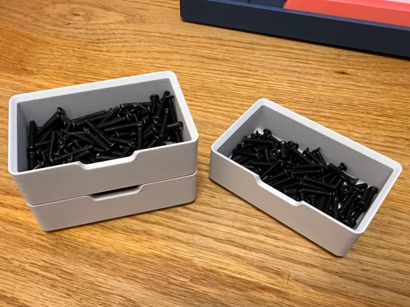 Simple stackable parts box 简易零件盒可堆叠
