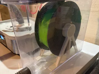 Spool stand for filament drier
