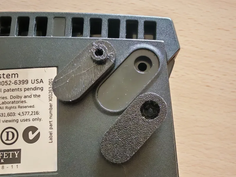 Xbox Classic foot with interlocking