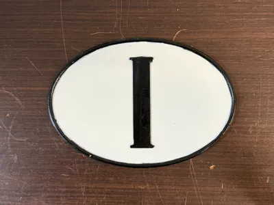 Vintage Italian Car Oval Sticker - Retro "I" Sign