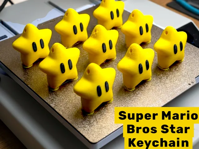 Super Mario Bros Star Keychain