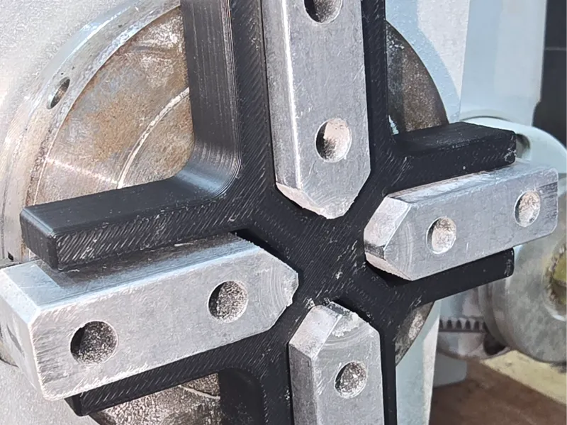 4-Jaw Chuck Spider For Taig Style Lathes