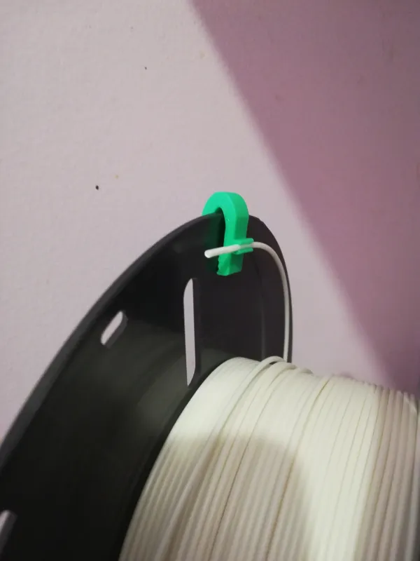 Clip a filament sans ailettes