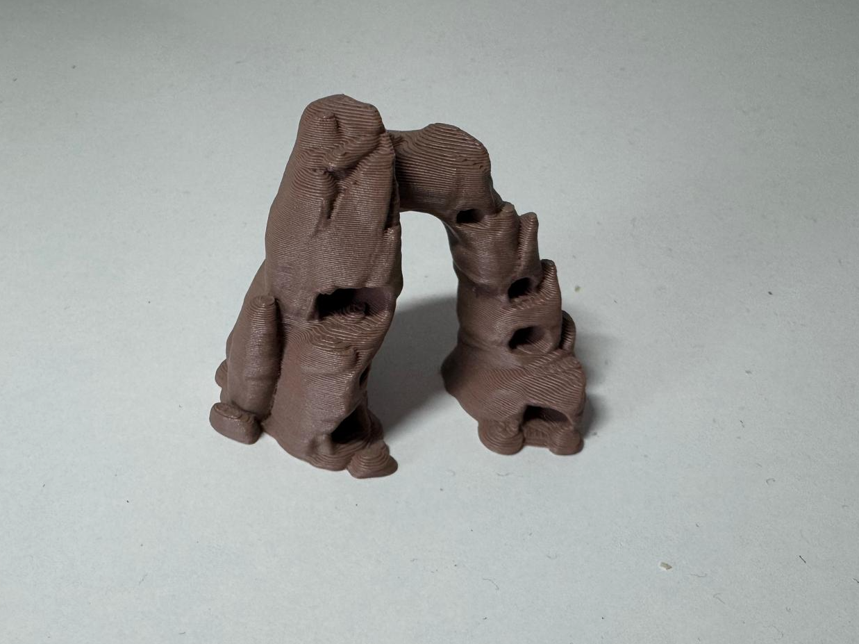 Tall Stylized Aquarium Arch - Giant Rock Gate