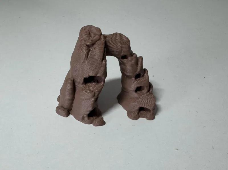 Tall Stylized Aquarium Arch - Giant Rock Gate