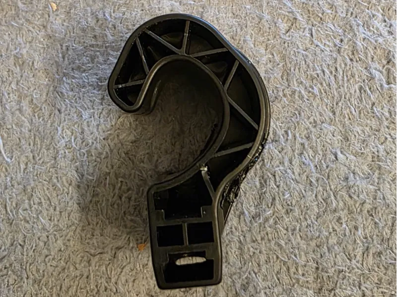 Halter Für Hundegitter im Auto