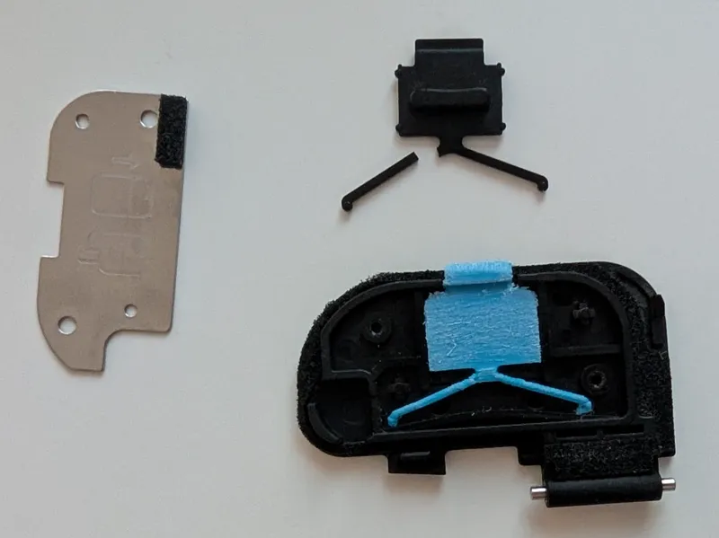 Canon EOS 90 D Battery Clip