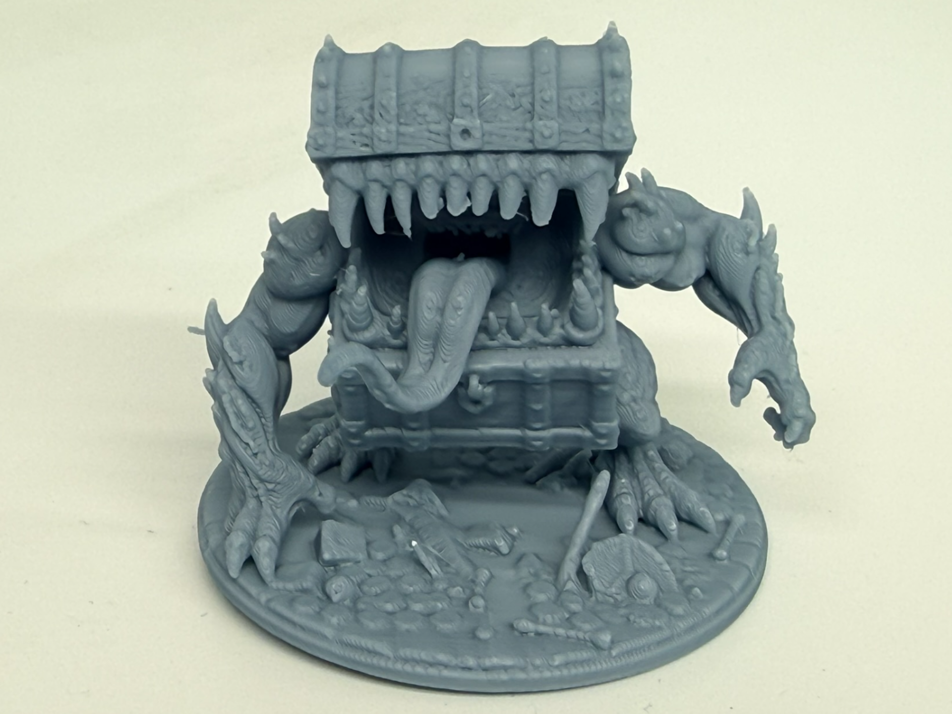 D&D Ultimate Mimic Boss - Large Threat Miniature