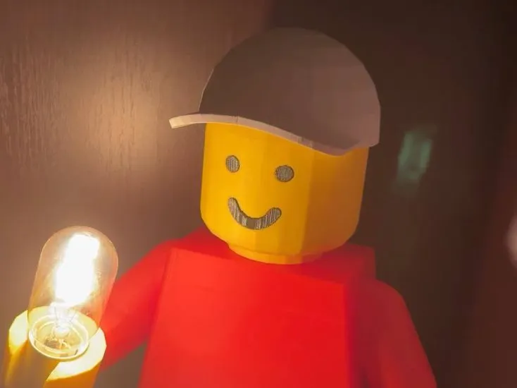 BIG FIGURE LAMP