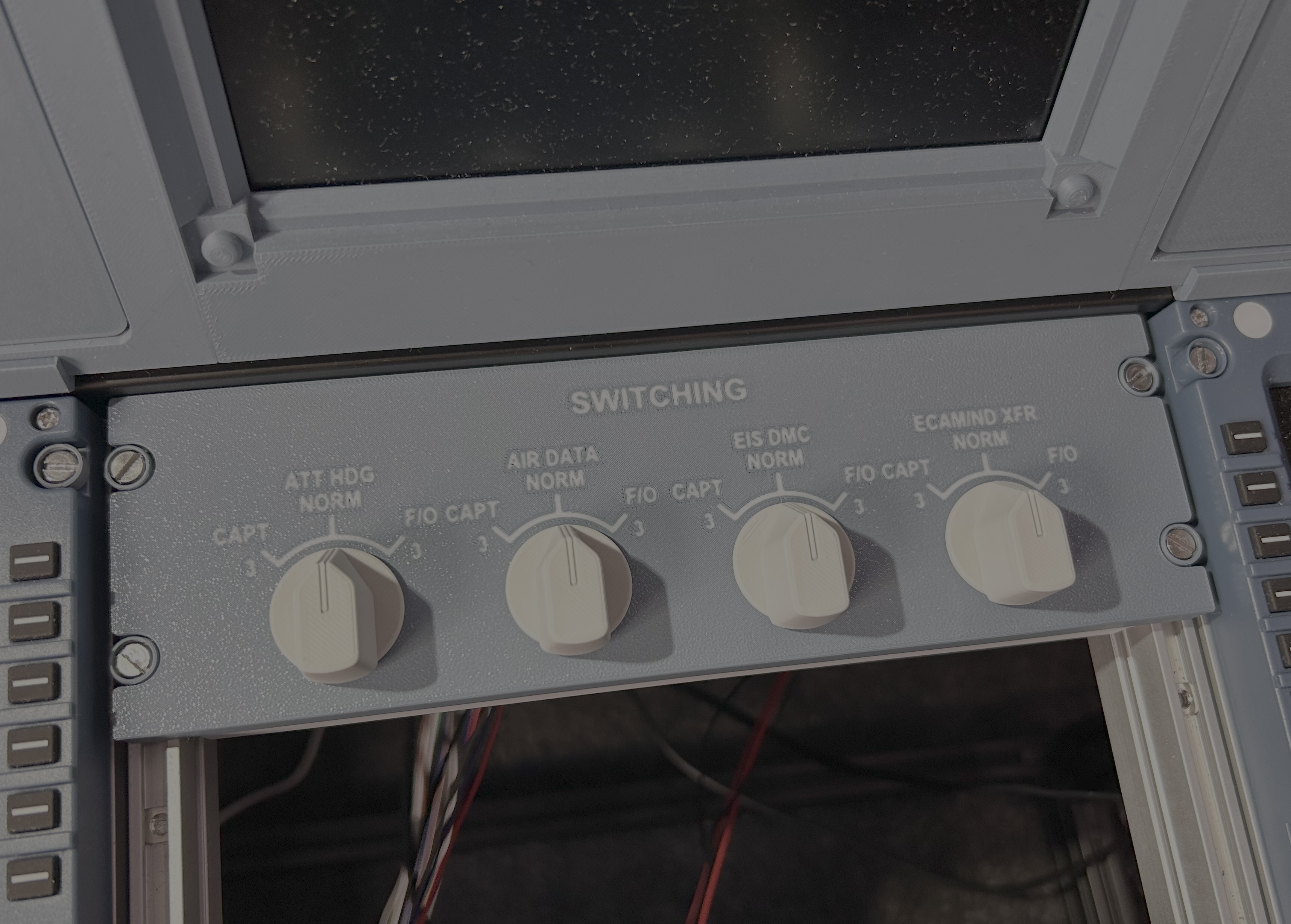 Miniatura 2 do modelo 3D A320 Switching panel standalone