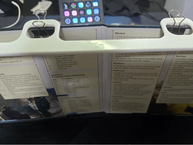 DM screen LED holder
