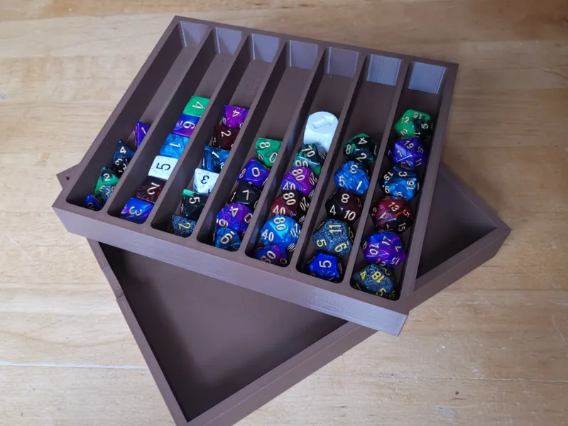 Dice Tray for Dungeon Masters / many Dice