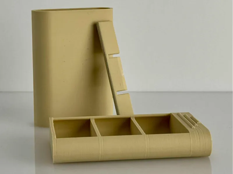 Pill Organizer With Cutter