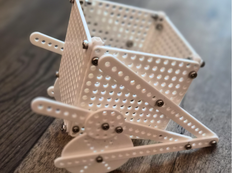 Robots/Linkage Modular Mechanical Prototyping Kit