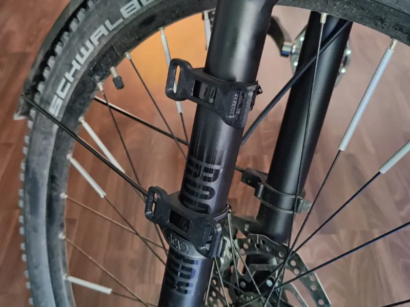 Simple Fork Bag Mount for 38mm Forks 
