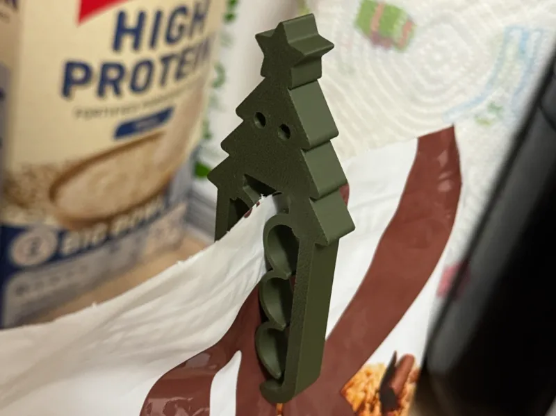 Christmas Tree Bag Clip
