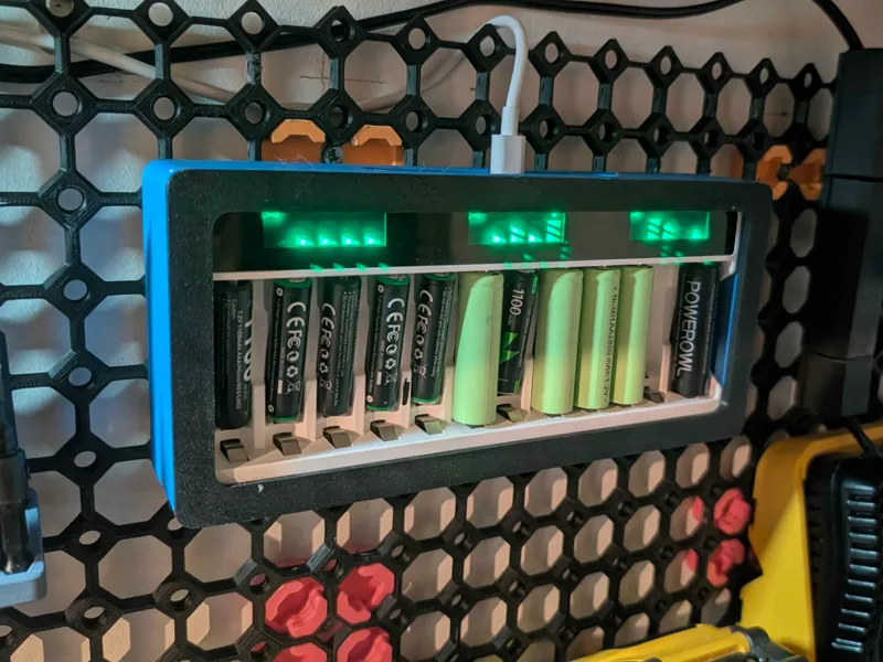Multiboard HiQuick 12 Slots Battery Charger Case