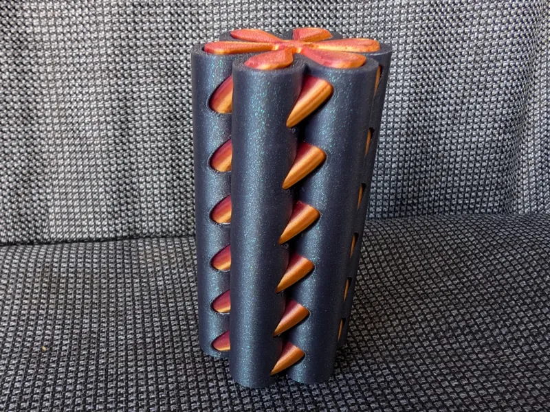 Spiral Fidget Straight Helix