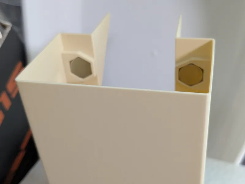P1S Poop Bucket Magnetic daiso magnet