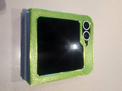 Samsung Galaxy Z Flip with MagSafe