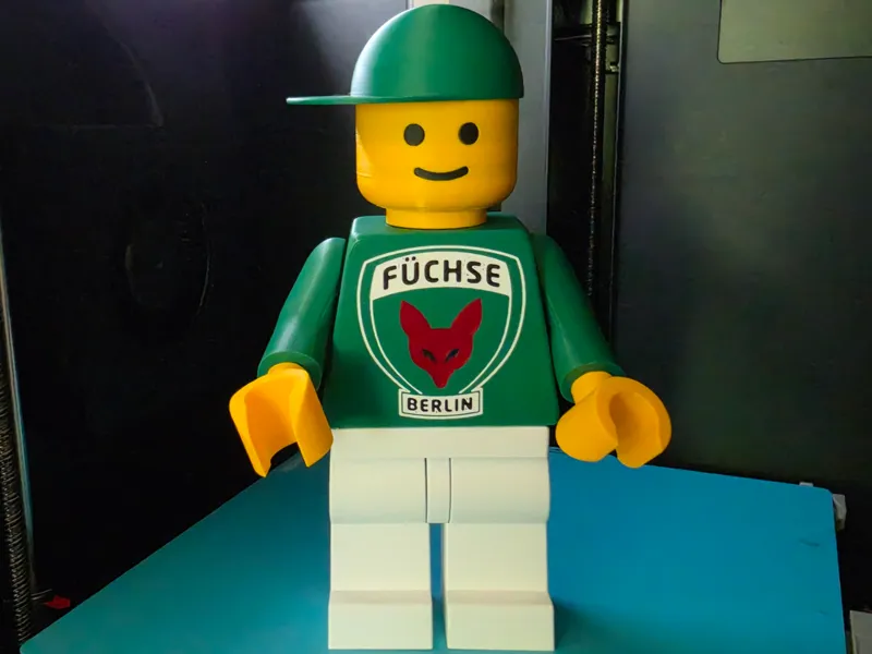 Brickman Füchse Berlin 20cm Figur 500%