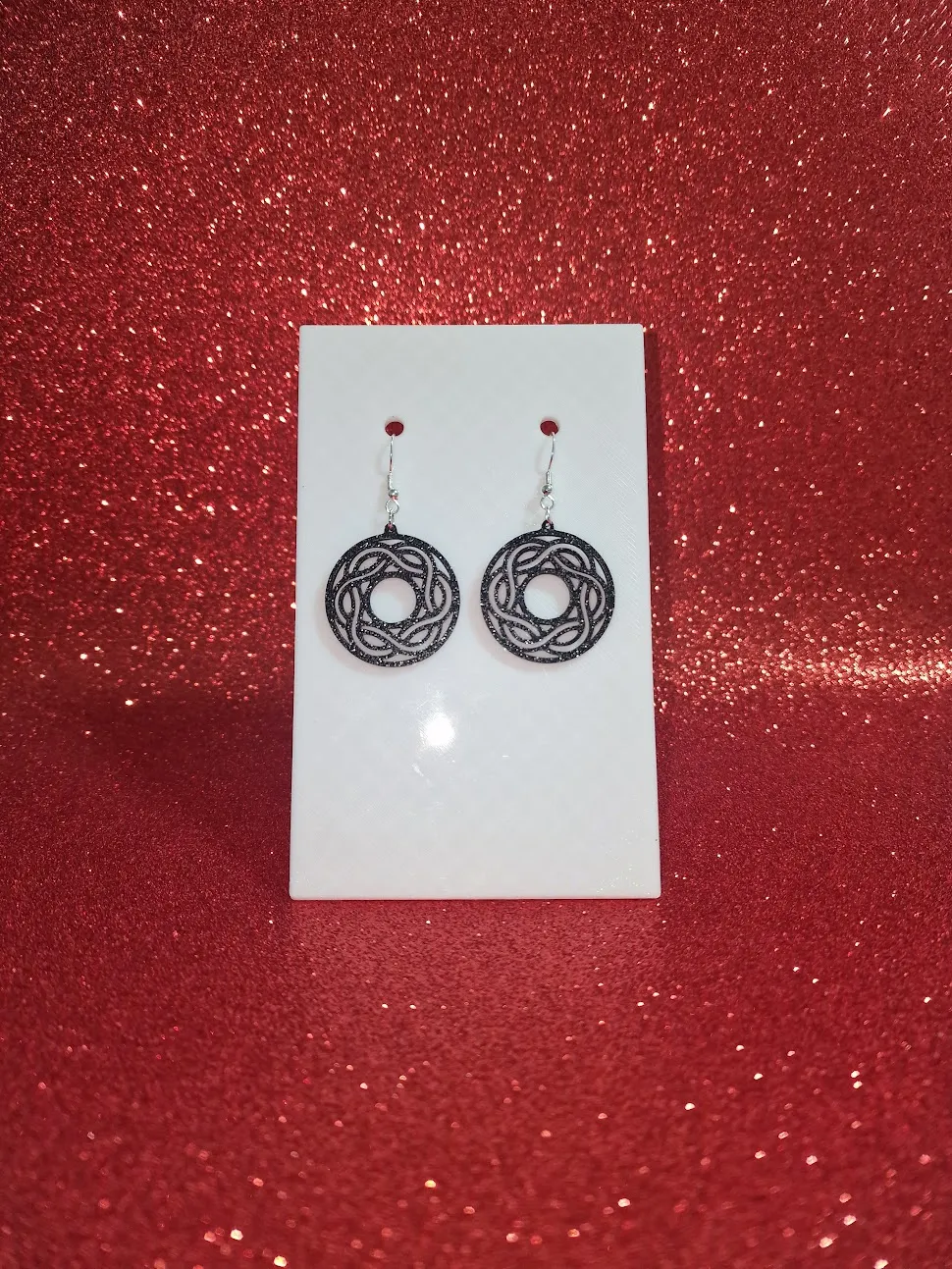 Infinite lines in rounds earrings view 2