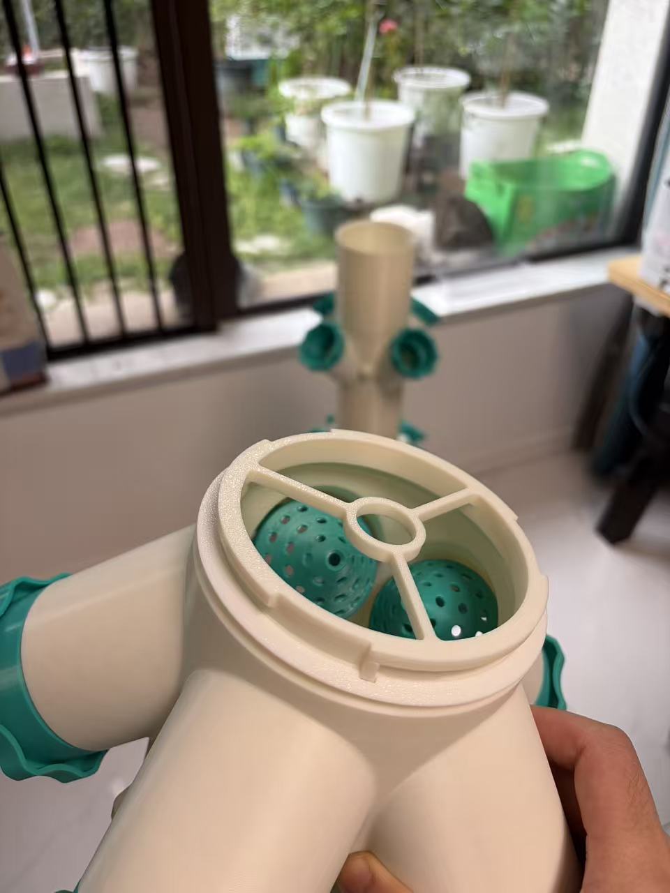 Miniatura 8 do modelo 3D Hydroponic Tower - Complete (Revised)