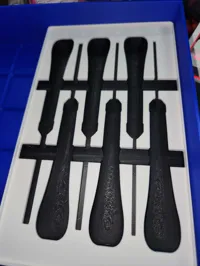 0.2mm layer, 4 walls, 10% infill
