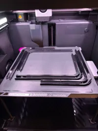 Increased retraction, one plate