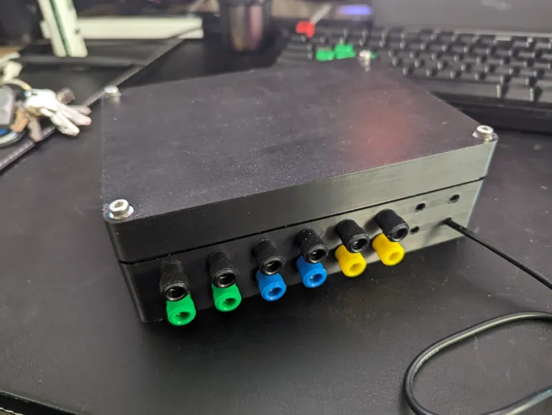 Smart home Amp/Speaker switch esp32 8x relay board enclosure