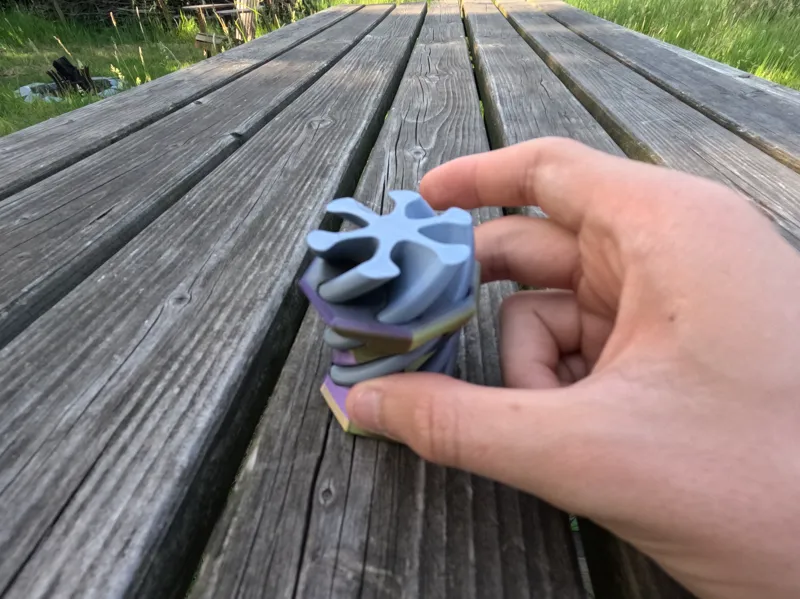 Impossible passthrough fidget