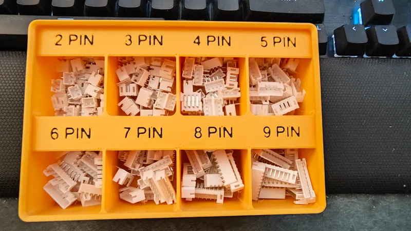 Gridfinity Bin for 2-9 Pin Connectors