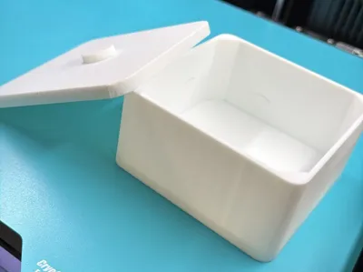 Dose with Lid