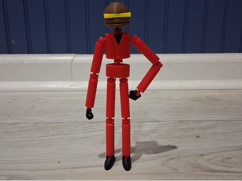 Comodo Gaming posable figure