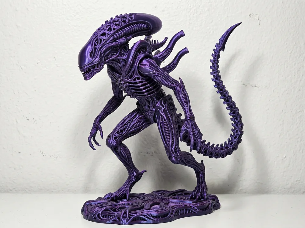 Soporte: Xenomorph Alien - Ultra High Detail Edition. Referencia del modelo original.