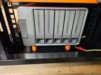 Pieds pour NAS TerraMaster D300C — photo 2