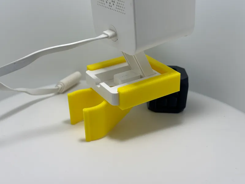 Wyze Cam v3 Steel Shelving Pole Mount